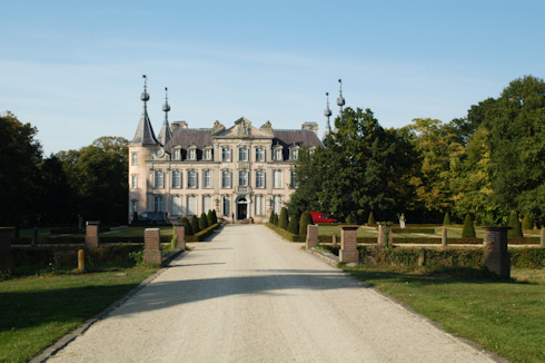 Poeke Castle